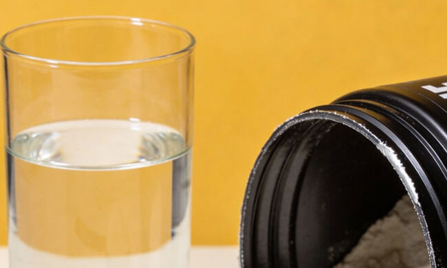 how much water to drink with creatine