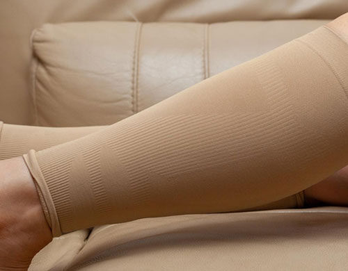 do compression socks lower or raise blood bressure
