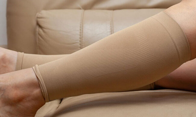 do compression socks lower or raise blood bressure