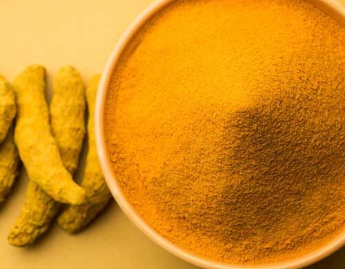 does turmeric stain your teeth